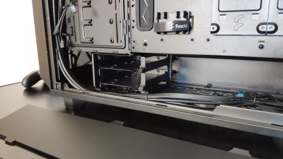 Fractal-Meshify-2-Case-Recenzia-15-scaled