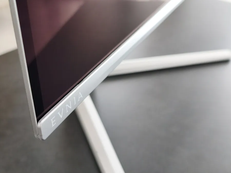 Philips Evnia 27M2N6501L OLED recenzia 3
