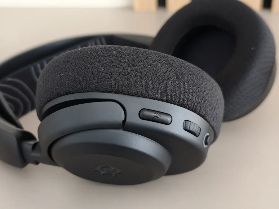 SteelSeries Arctis Nova 3 Wireless - Recenzia 05